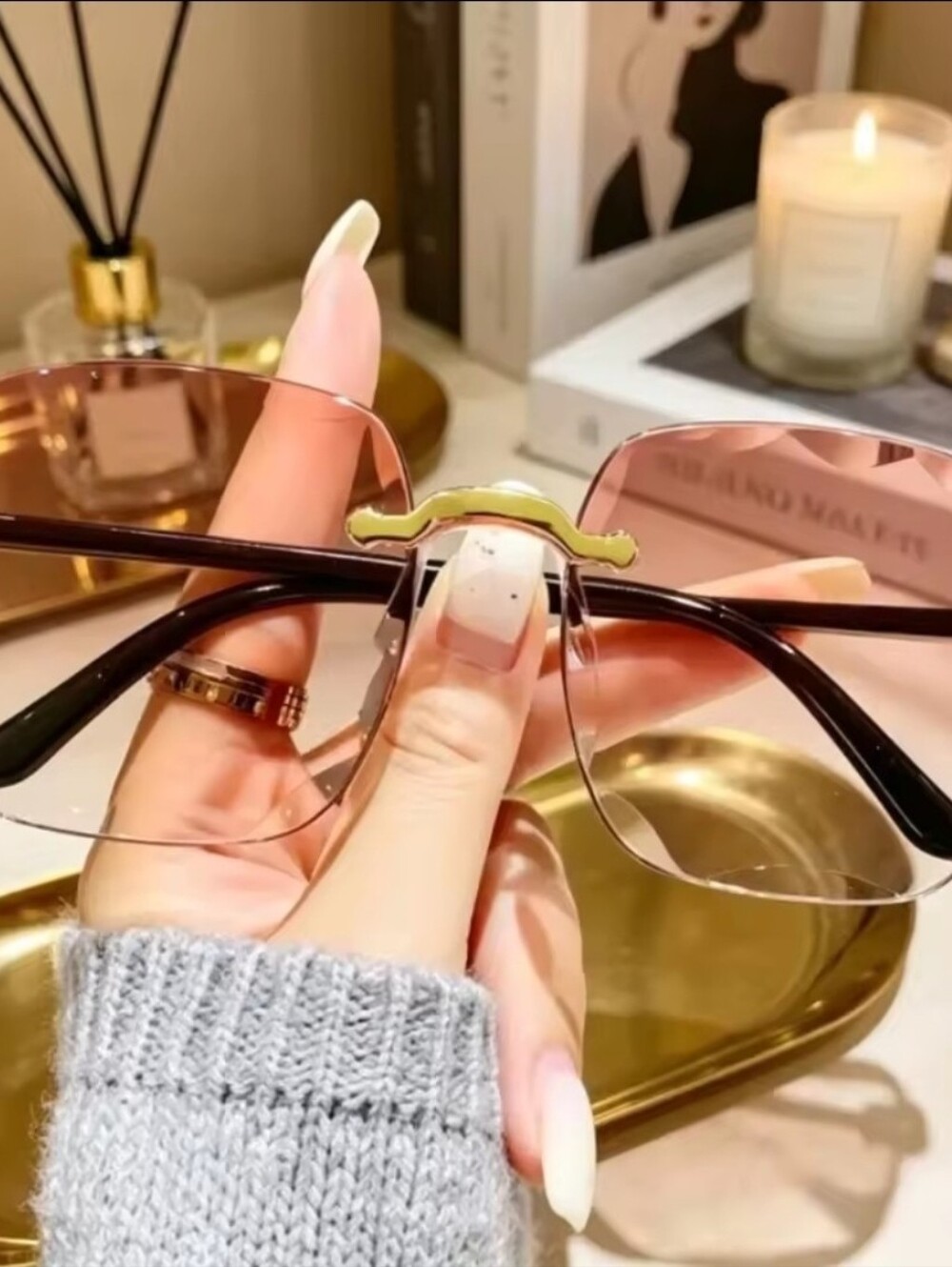 Women’s Pink Gradient Rimless Sunglasses with Gold Bridge